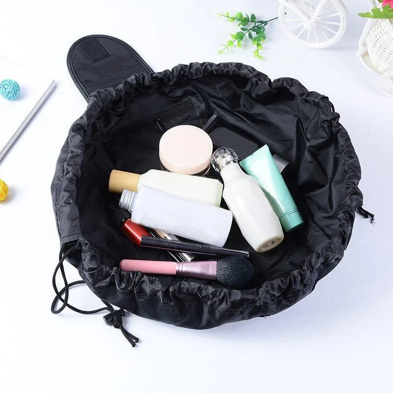 Glamour On-the-Go Drawstring Makeup Bag
