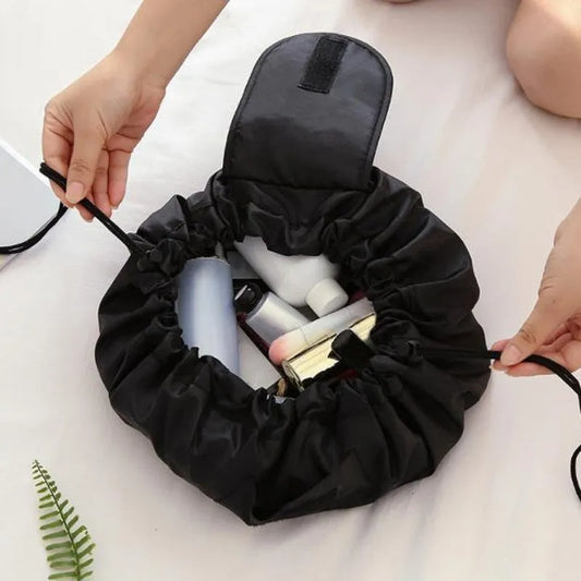 Glamour On-the-Go Drawstring Makeup Bag